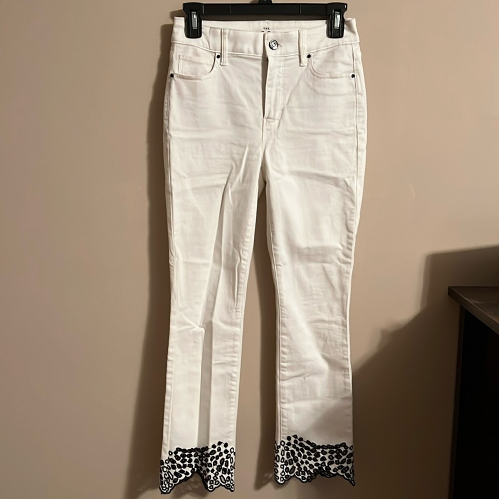 WHBM White Boot Crop Jeans 00